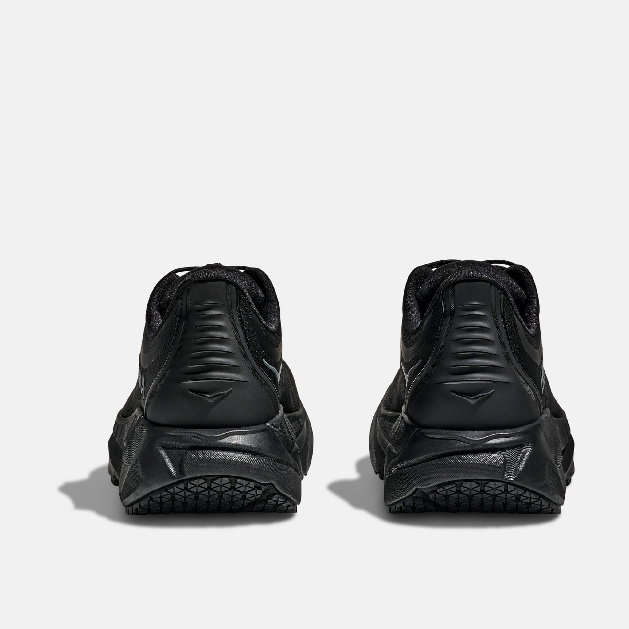 Hoka AraHi SR Black/Black