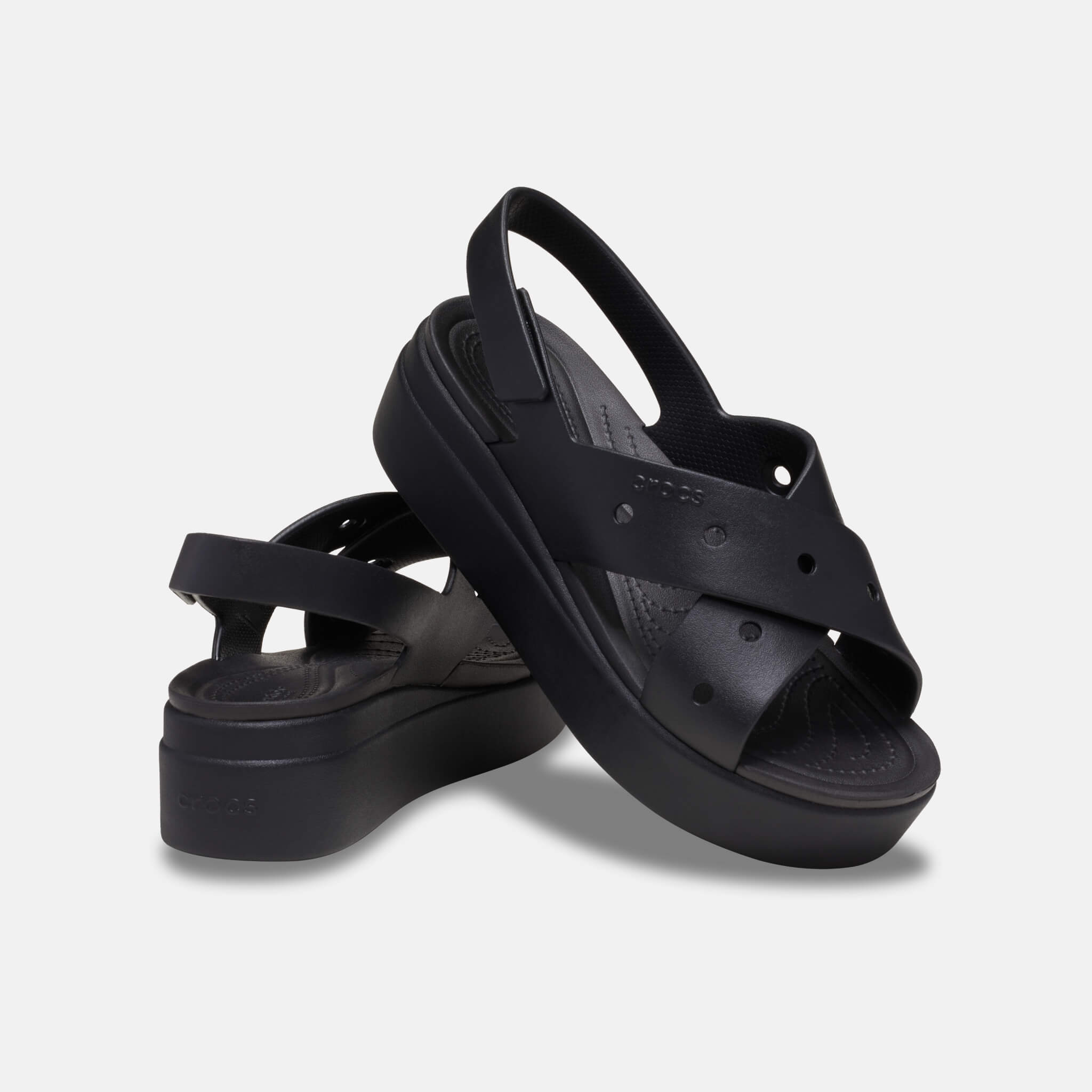 Crocs Brooklyn 4U Cross Strap Sandal Black