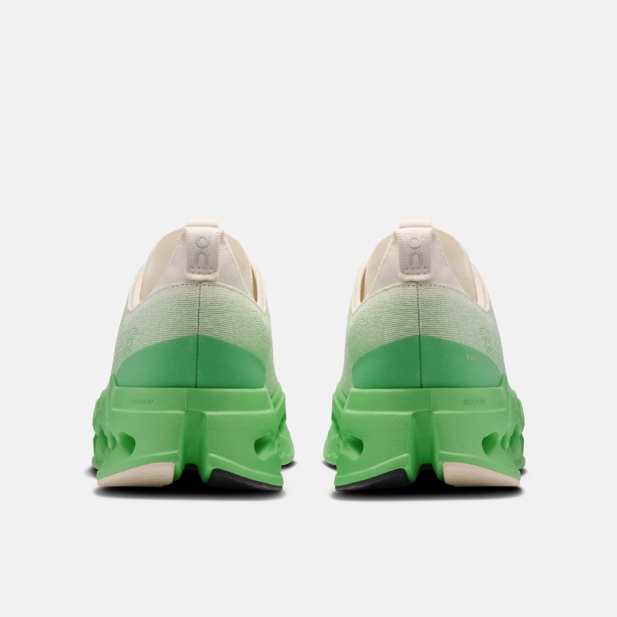 On Cloudsurfer Max Ivory/Honeydew