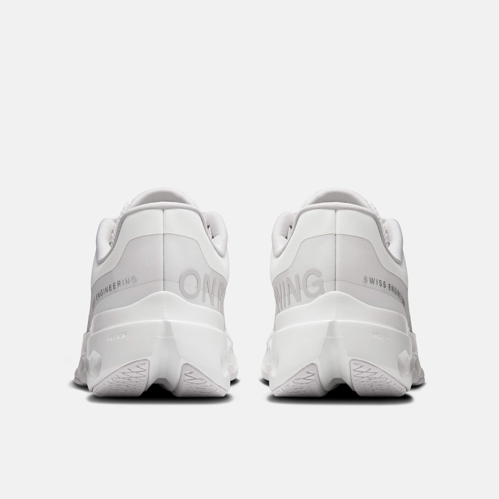 On Cloudsurfer Next White/White