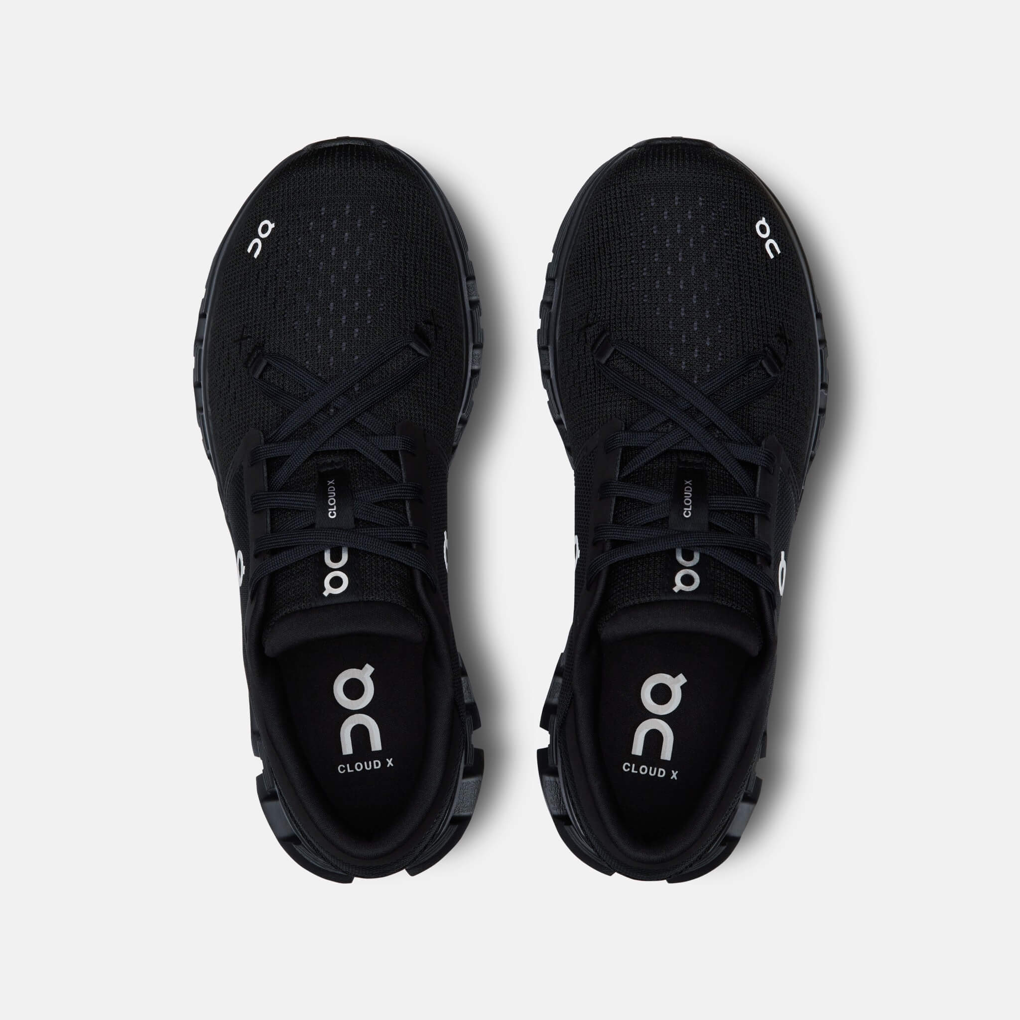 On Cloud X 4 Black/Eclipse